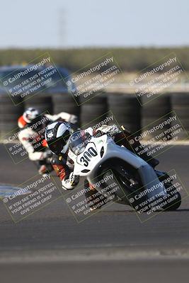 media/Oct-11-2025-CRA (Sat) [[48ae399f89]]/Races/Race 8/